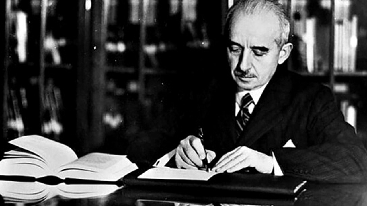 Bakın CHP Ege adalarını nasıl Yunanistan’a peşkeş çekmiş! CHP’nin "Milli Şefi" İnönü’nün Türkiye’ye büyük ihaneti!