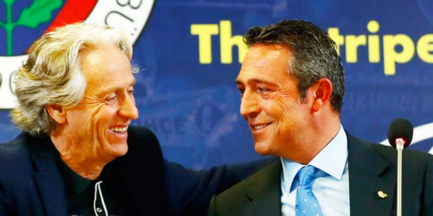 Bakın her şeye uygun isim: Dünyaca ünlü flaş forvet adım adım Kadıköy’e! Resmen ilan ettiler...