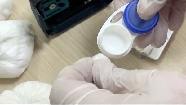 Bakın lens kutusundan ne çıktı!