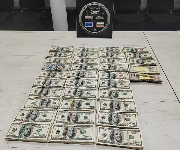 Bakın televizyonun içine ne saklamışlar!