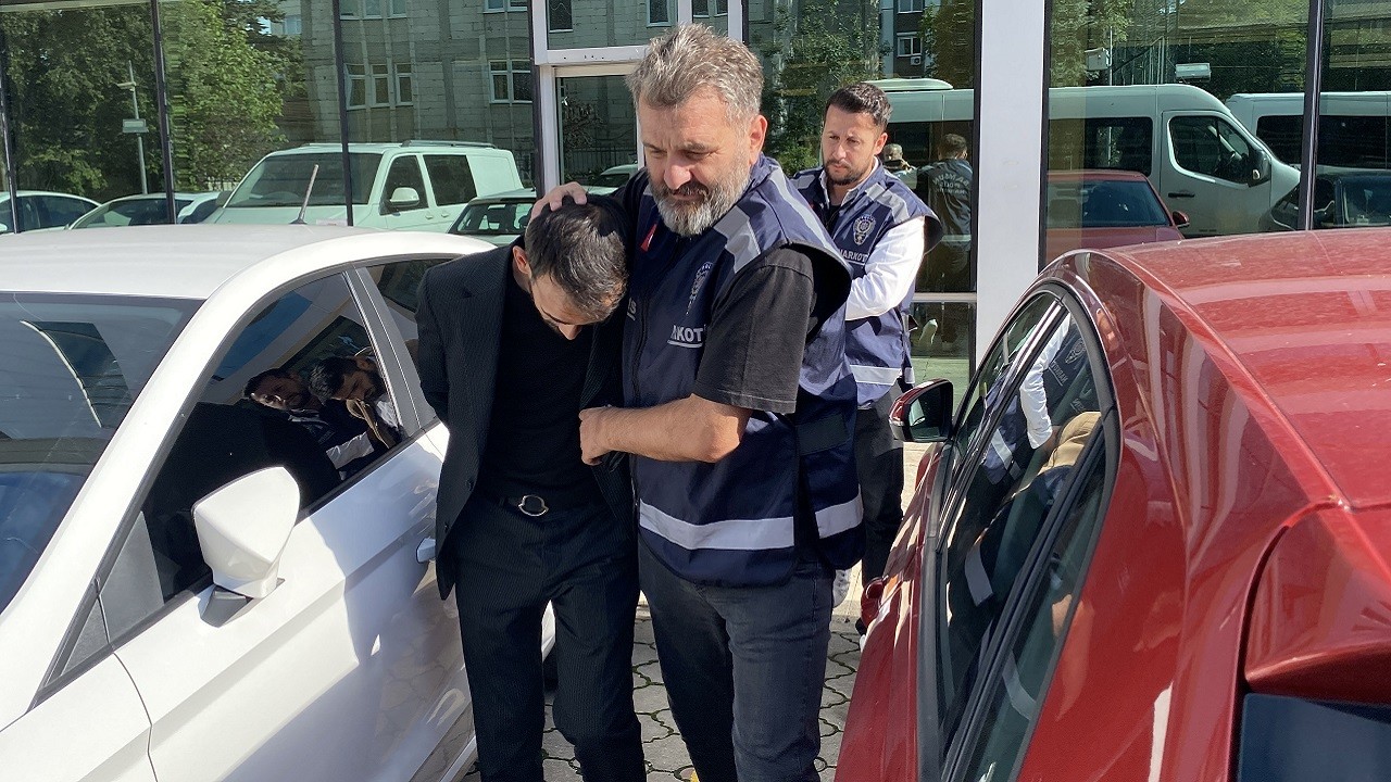 Bakın uyuşturucuyu nereye saklamışlar! Avukat tutuklandı