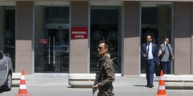 Bakırköy Adliyesi'nde FETÖ'ye operasyon