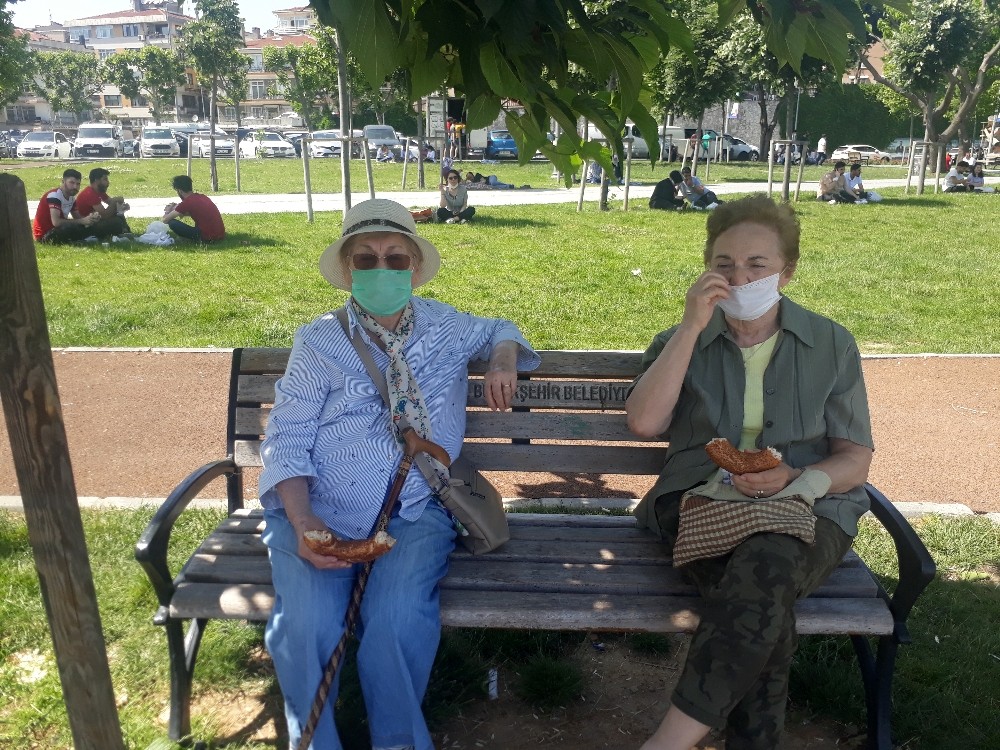Bakırköy sahil doldu taştı 