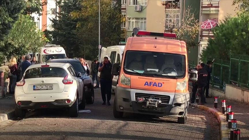 Bakırköy'de 3 kişi evde ölü olarak bulundu