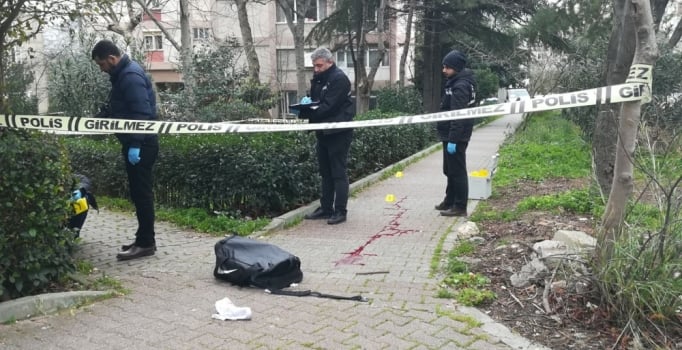 Bakırköy'de silahlı saldırı: 1 kişi yaralı