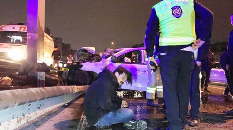 Bakırköy’de trafiği kilitleyen kaza!