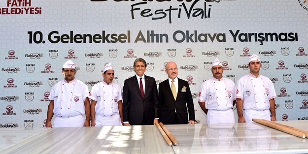 Baklava Festivali'nde 2 Ton Baklava İkram Edildi