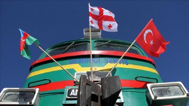 Bakü-Tiflis-Kars demiryolu 2 ay sonra açılıyor