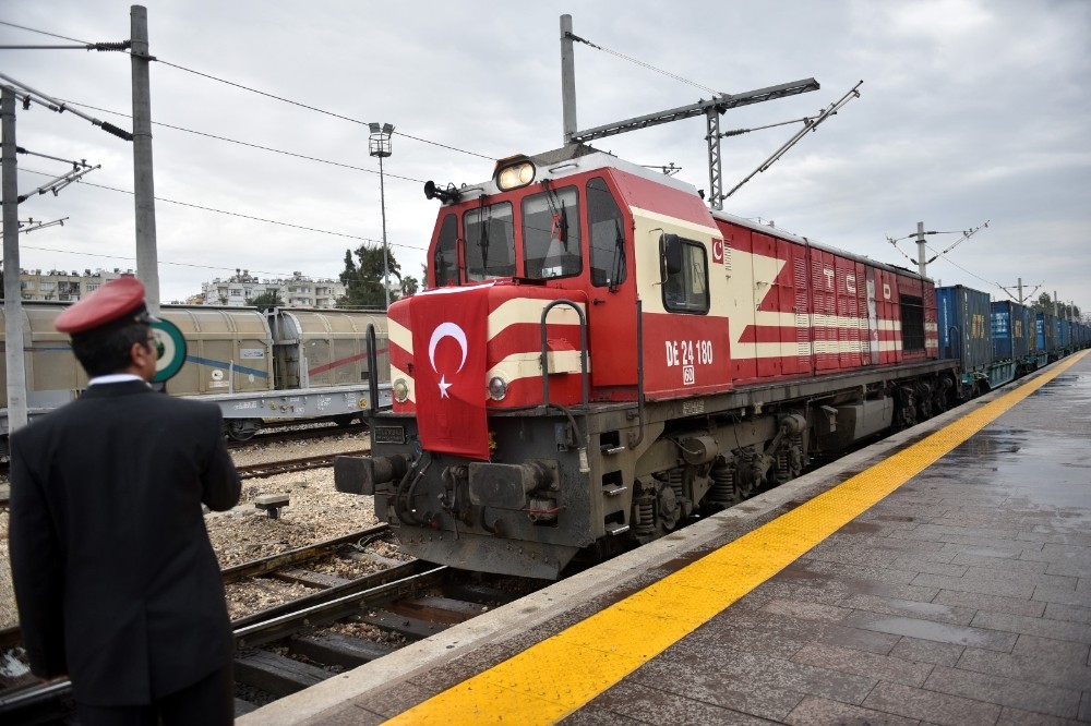 Bakü-Tiflis-Kars demiryolu hattının kapasitesi artırıldı 