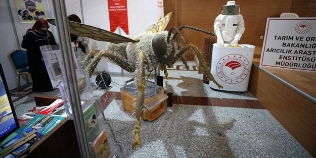 Bal ve arıcılık ürünleri fuarı açıldı