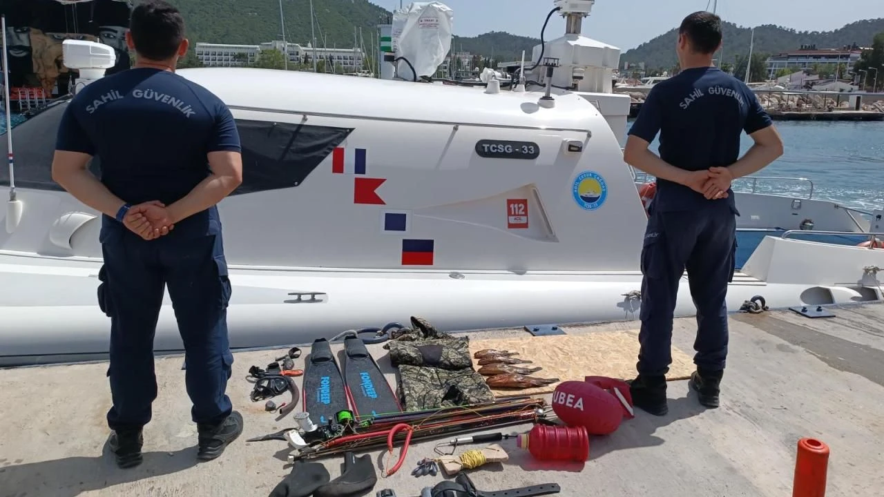 Balık avlayan kişiye unutulmaz ceza!