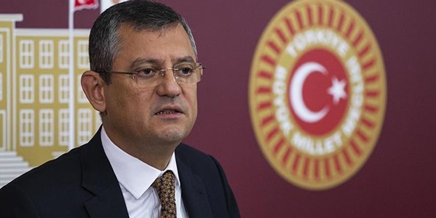 Balık hafızalı Özgür ne dediğini hatırlamıyor