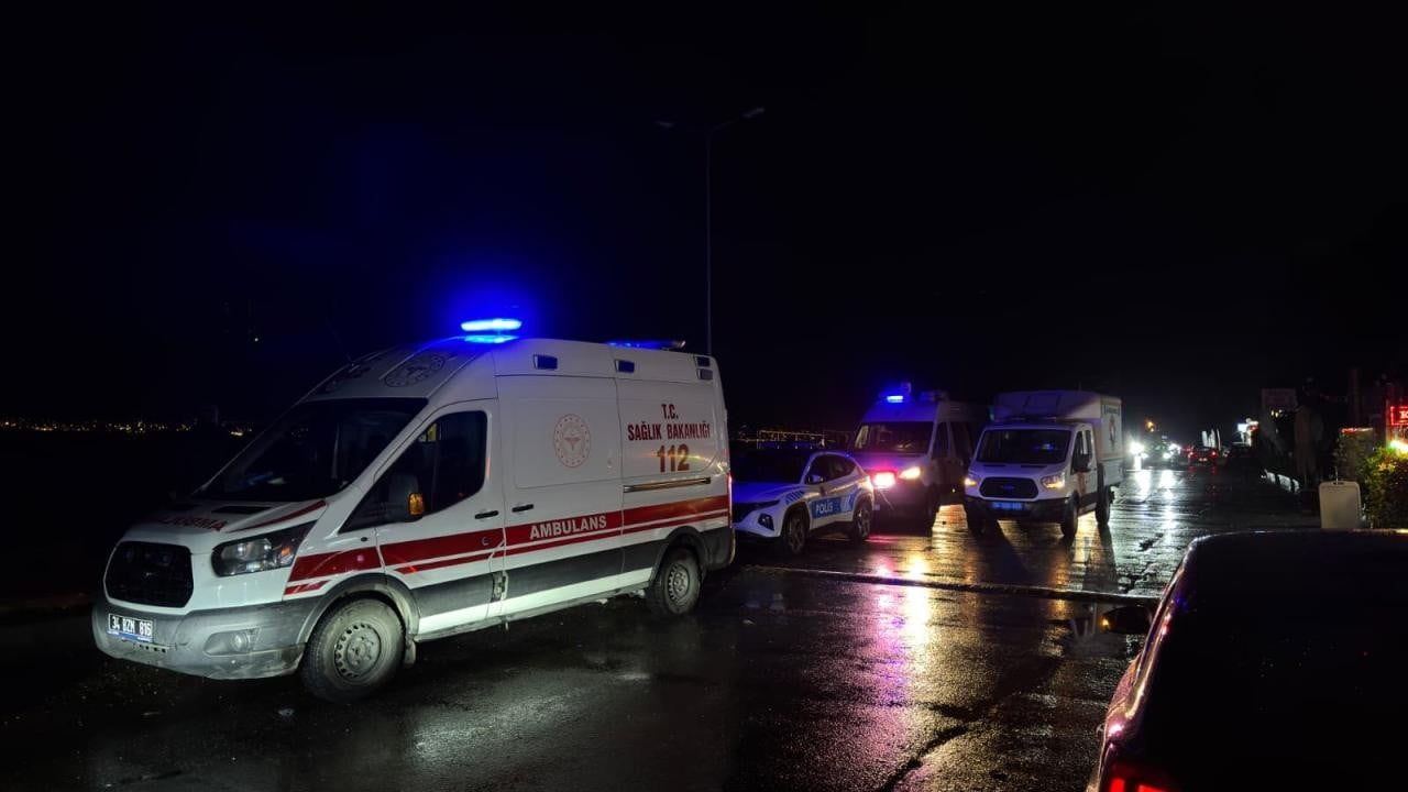 Balık tutmak için denize açılan kişi botun alabora olması sonucu öldü