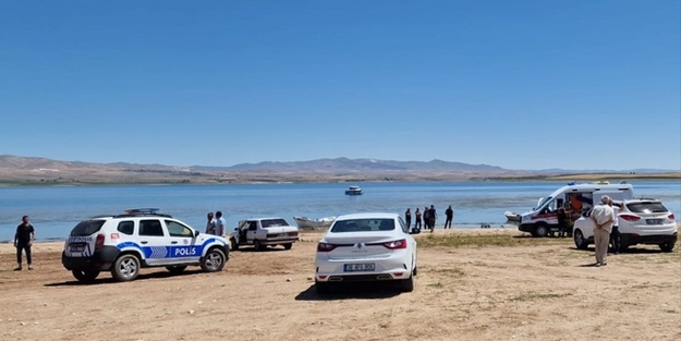 Balıkçı, gölette boğuldu!