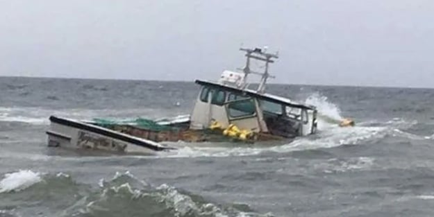 Balıkçı teknesi battı: 26 ölü