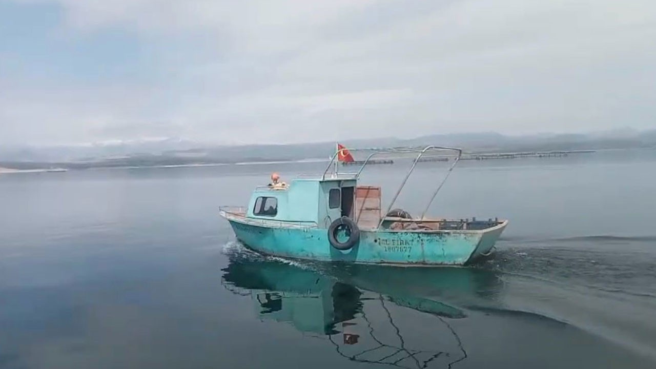 Balıkçılar ağlarını topladı! Av yasağı başladı