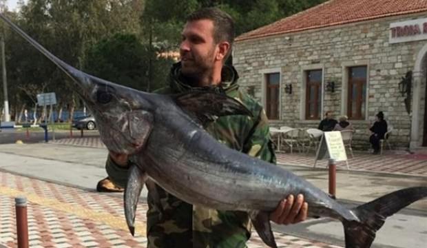 Tam 42 kilo! Oltayla yakaladı, bu pozu verdi