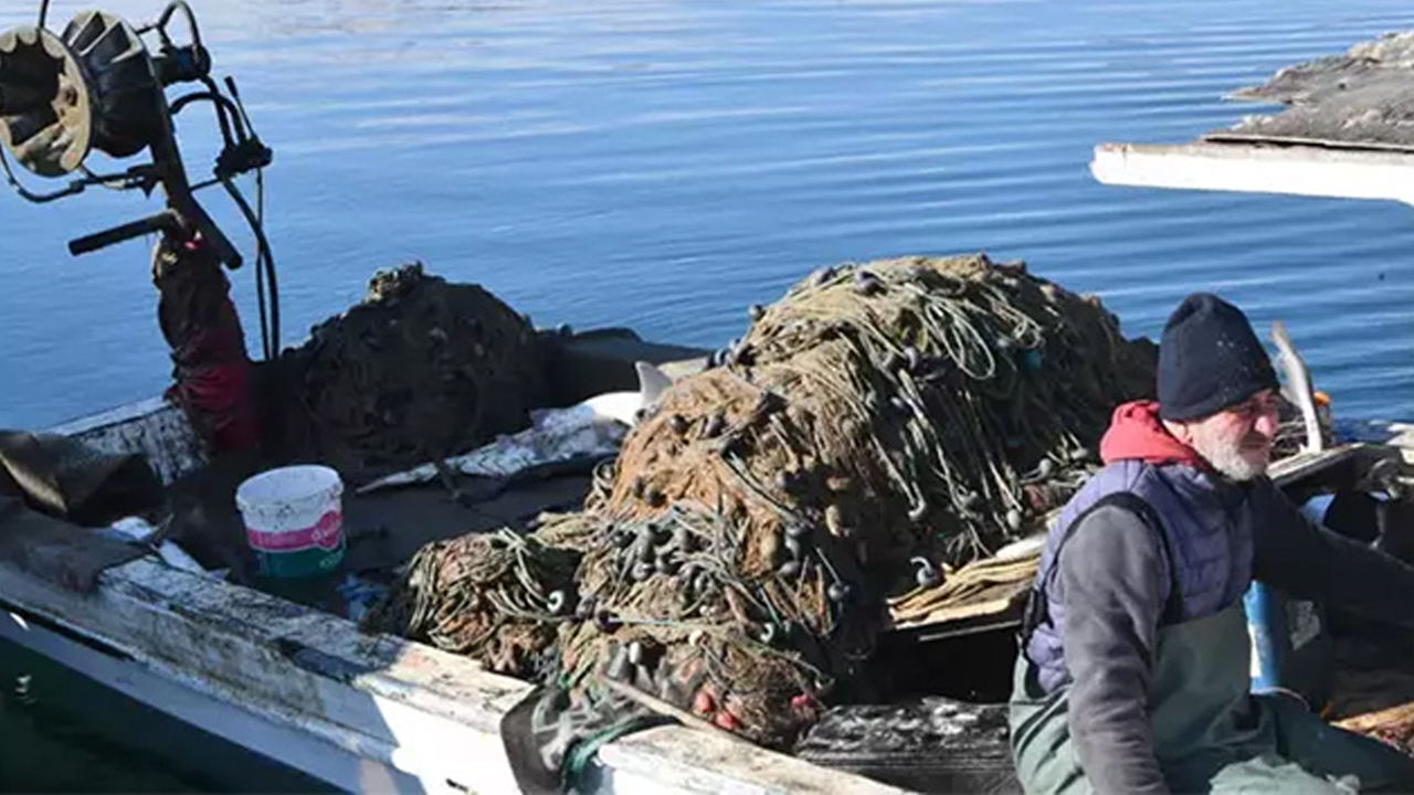 Balıkçılar zor günler yaşıyor!