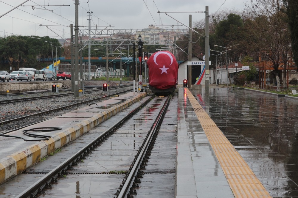 Balıkesir Ata’sını karşıladı 