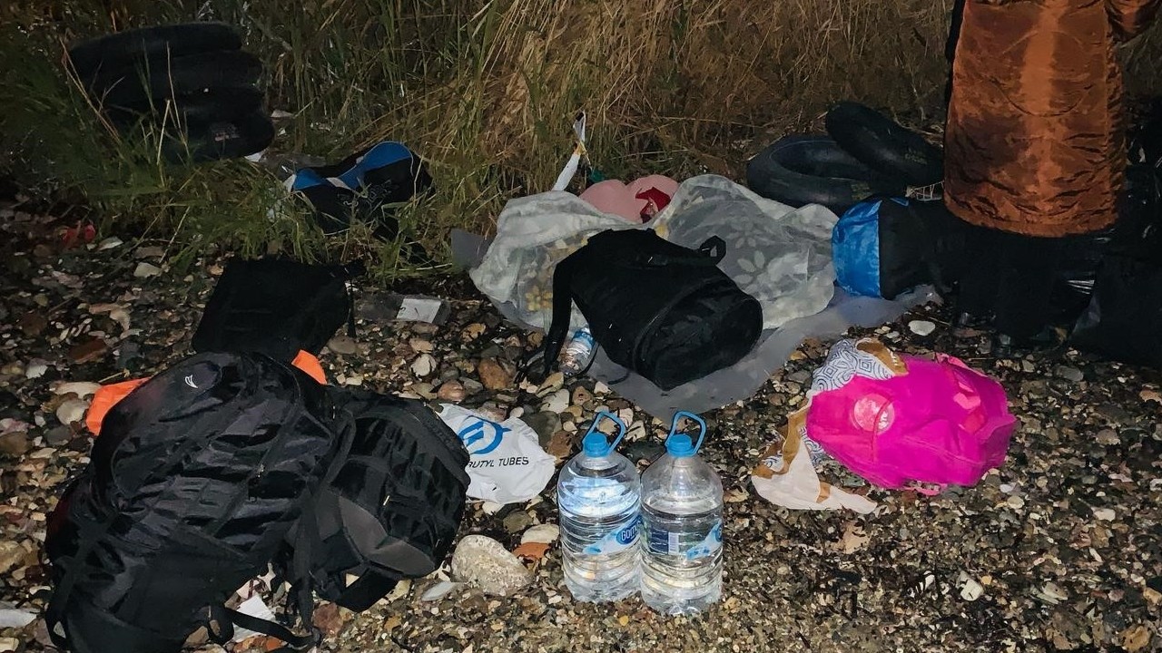 Balıkesir Edremit’te 23 düzensiz göçmen yakalandı
