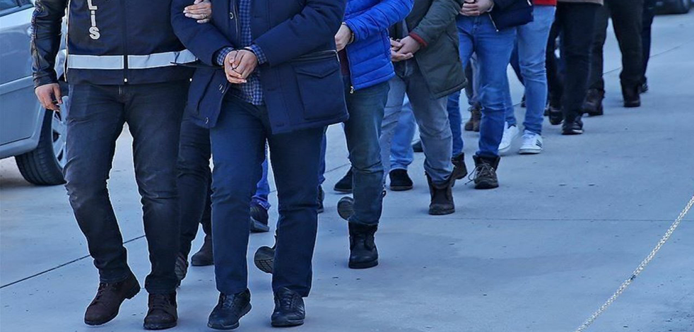 Balıkesir merkezli FETÖ operasyonunda 11 şüpheli gözaltına alındı