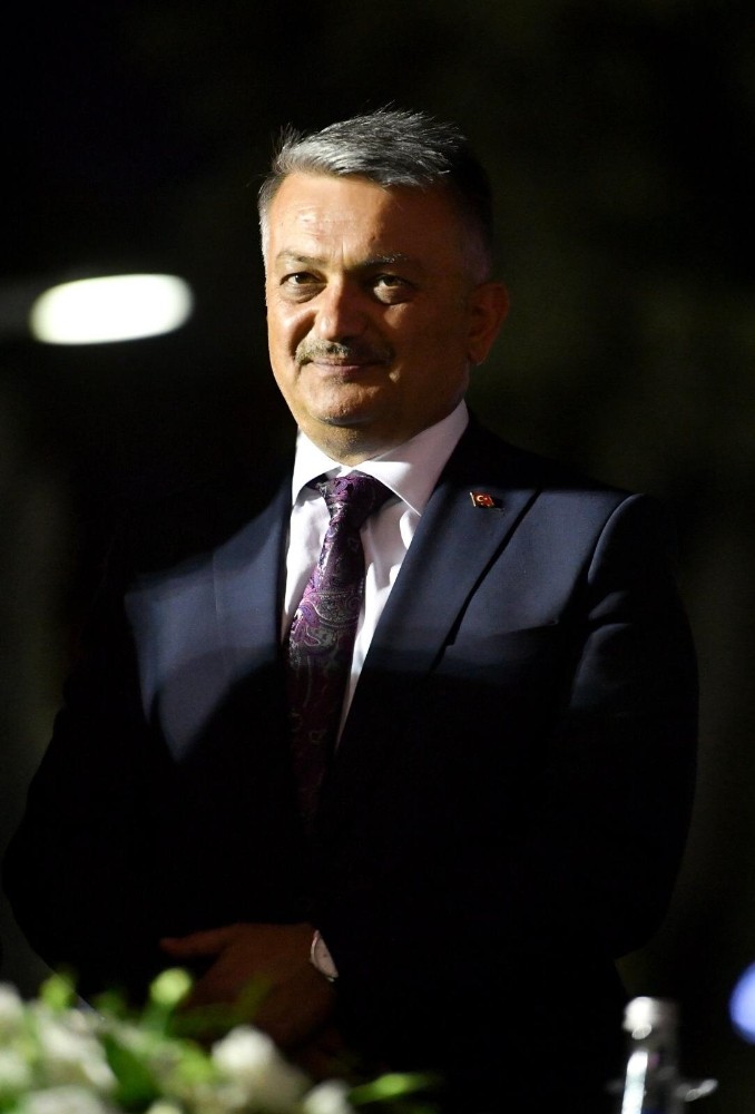 Balıkesir Valisi Ersin Yazıcı: 