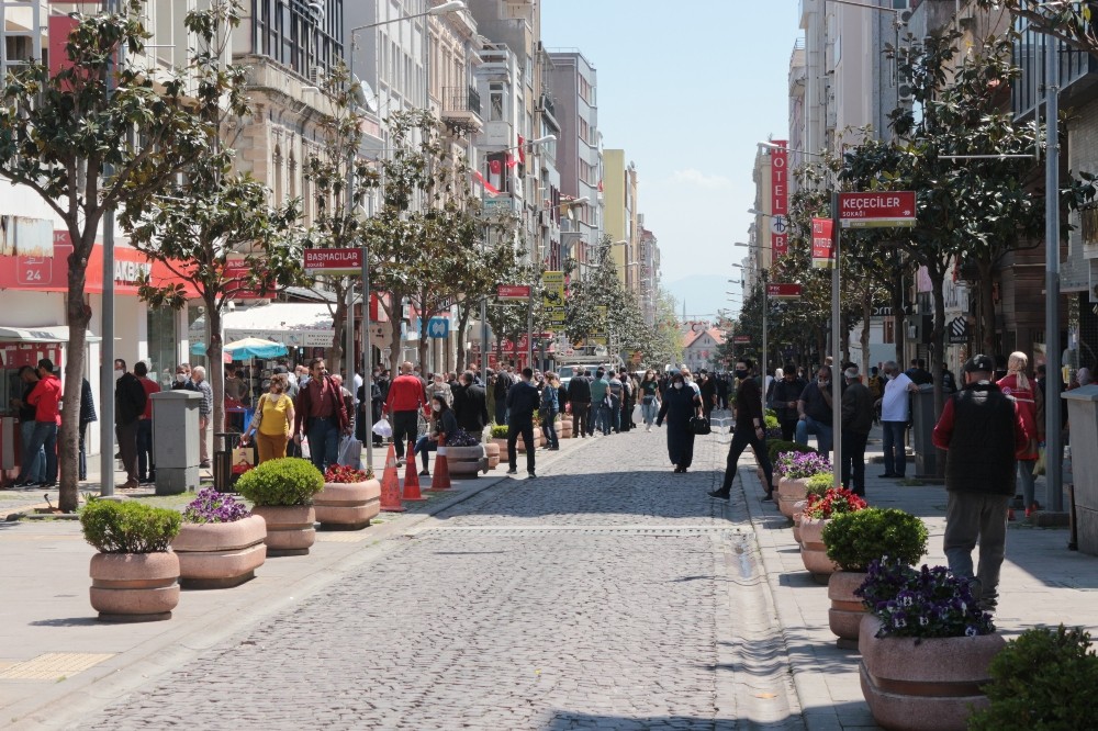 Balıkesir Valisi korona virüs rakamlarını açıkladı 