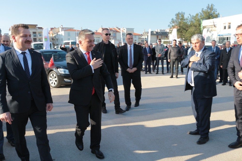 Balıkesir Valisi Yazıcı virüse karşı tedbirli 
