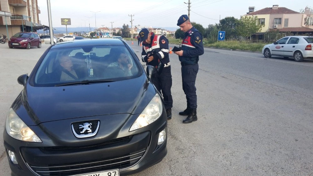 Balıkesir’de 14 aranan şahıs yakalandı 