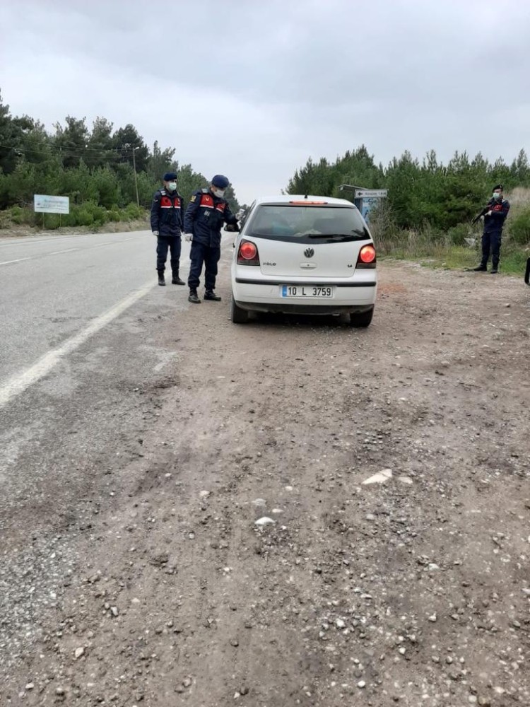 Balıkesir’de 21 aranan şahıs yakalandı 