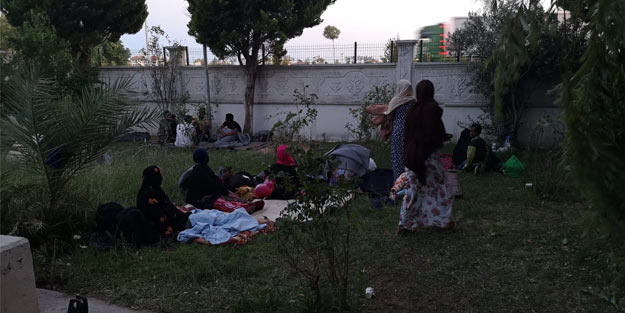 Balıkesir'de 35 düzensiz göçmen yakalandı