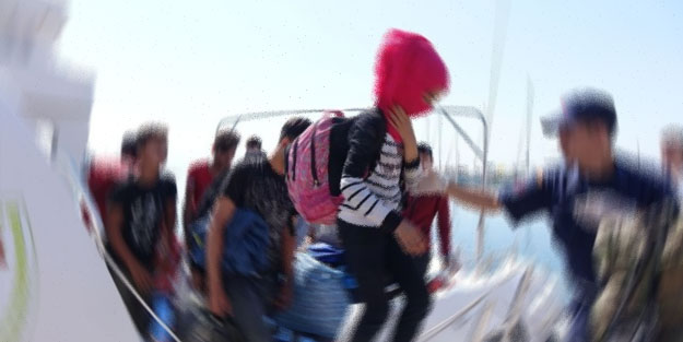 Balıkesir'de 36 düzensiz göçmen yakalandı