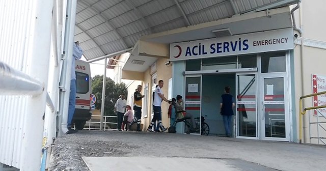 Balıkesir'de 91 öğrenci gıda zehirlenmesi şüphesiyle hastanelere kaldırıldı