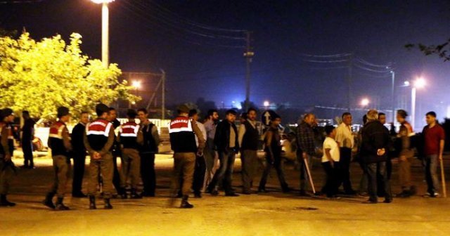 Balıkesir'de bıçaklı taşlı kavga: 7 kişi yaralı