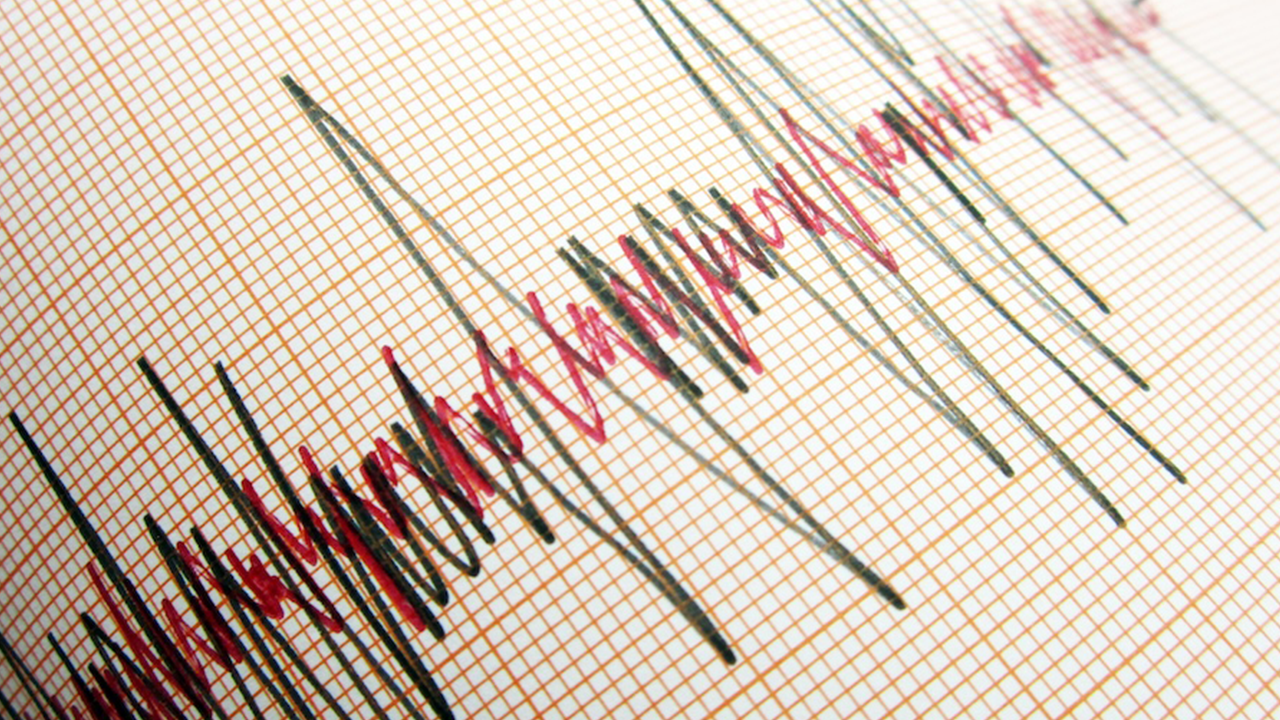 Balıkesir'de deprem! İstanbul'da hissedildi