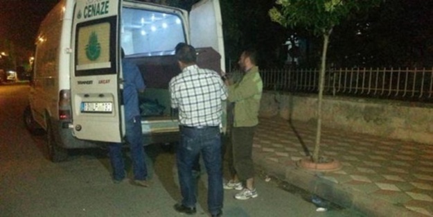 Balıkesir'de evli çift evlerinde ölü bulundu