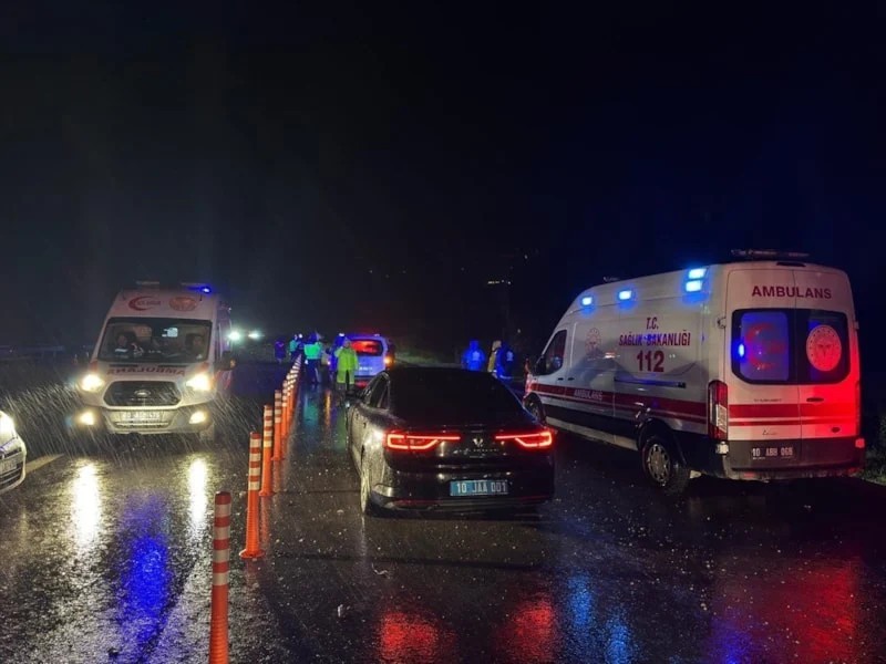 Balıkesir'de F-16 savaş uçağının düşme anı ortaya çıktı.