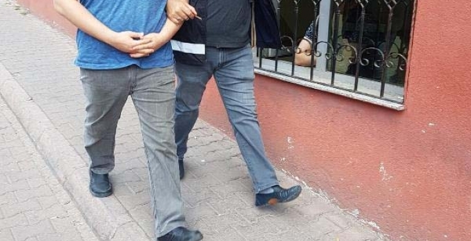 Balıkesir'de FETÖ operasyonu: 3 kişi gözaltına alındı