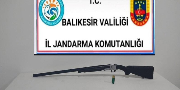 Jandarma uygulamada 19 aranan şahsı yakaladı