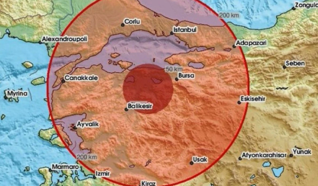 Balıkesir'de korkutan deprem