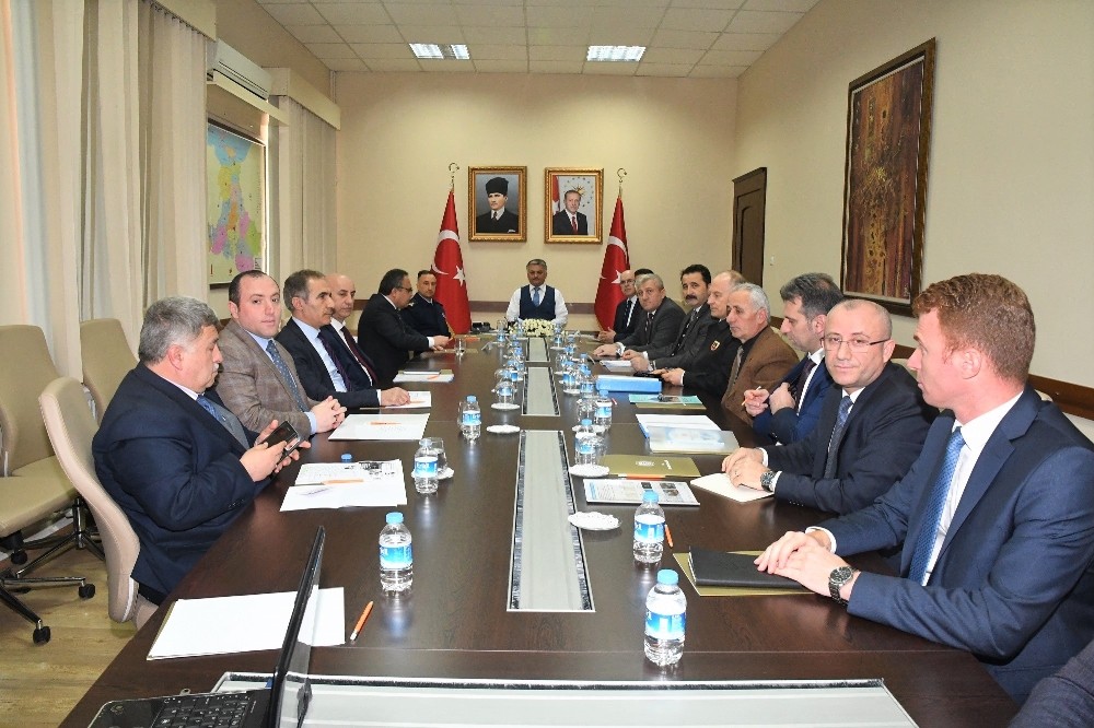 Balıkesir’de korona virüse karşı alınan tedbirler görüşüldü 