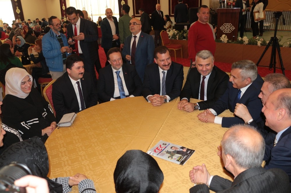 Balıkesir’de mazbata şöleni 