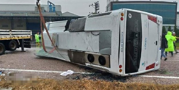 Balıkesir'de otobüs devrildi: 1 ölü, 8 yaralı