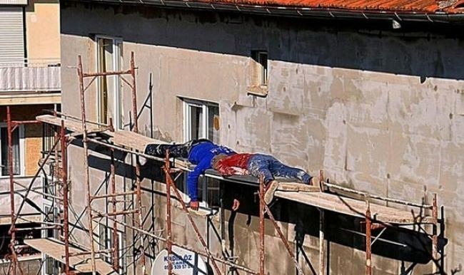 Balıkesir'de pencereden inşaata baktı ve...