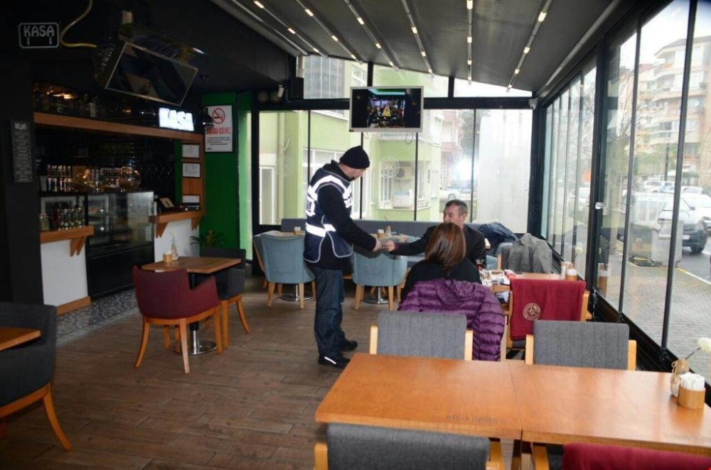 Balıkesir’de polis 17 aranan şahsı yakaladı 