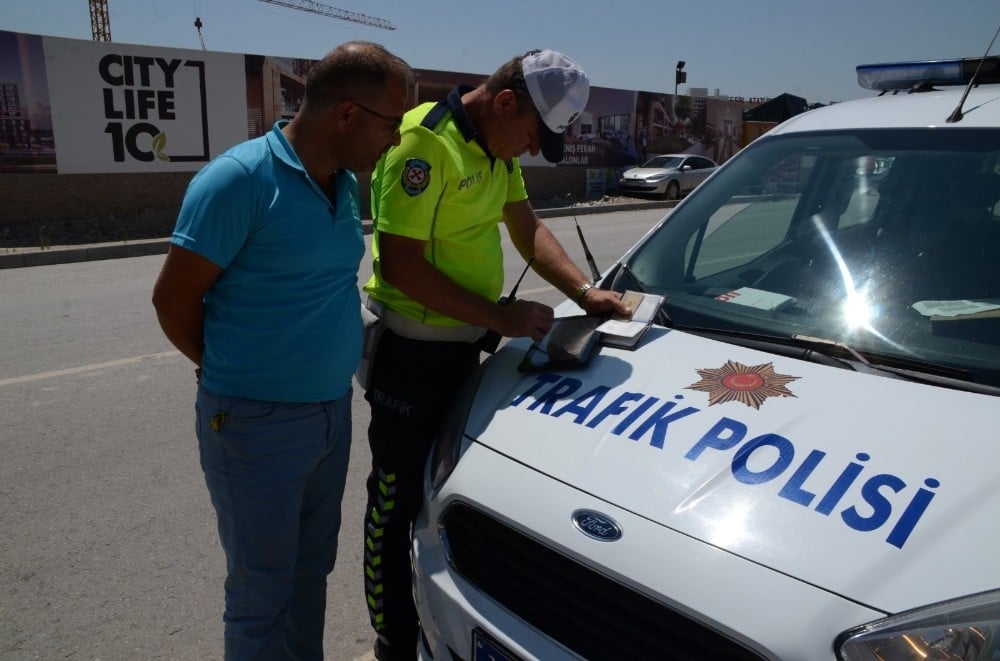 Balıkesir’de polisten huzur ve trafik uygulaması 