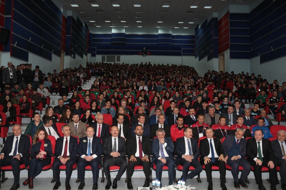 Balıkesir’de teknolojiyle spor bir araya geldi 