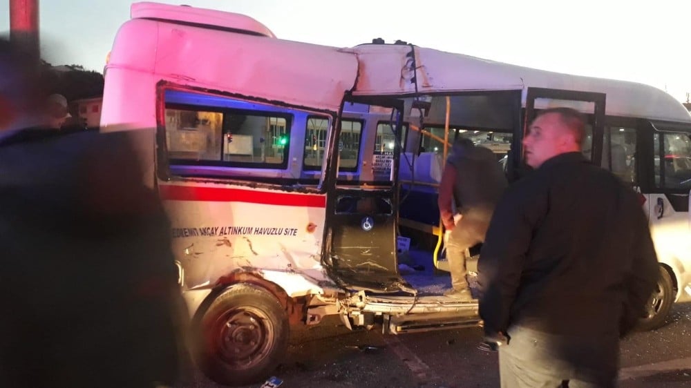 Balıkesir’de trafik kazası: 7 yaralı 