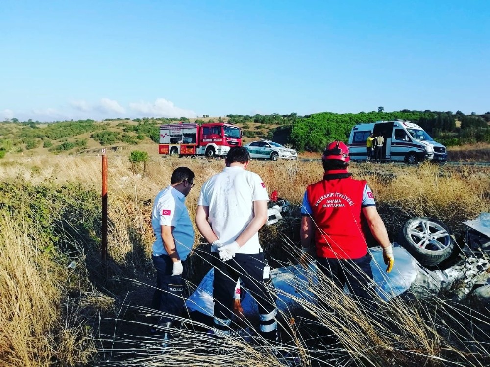 Balıkesir’de trafik kazasında 1 kişi ölü 3 kişi yaralandı 