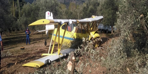 Balıkesir'de uçak düştü